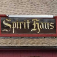 Foto tirada no(a) Spirit Haus por Howard C. em 4/30/2017