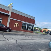 Photo taken at McDonald&amp;#39;s by Elizabeth B. on 7/8/2021