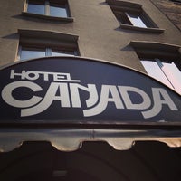 รูปภาพถ่ายที่ Hotel Canada โดย Jérôme T. เมื่อ 6/15/2013