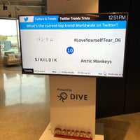 Photo taken at Twitter Canada by Jérôme T. on 5/11/2018
