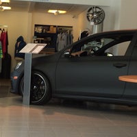 7/5/2014에 Paul P.님이 Prestige Volkswagen of Stamford에서 찍은 사진