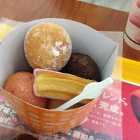 Photo taken at Mister Donut by mhaya_33 on 9/15/2013