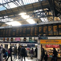 Photo taken at London Victoria Railway Station (VIC) by Tetsuya O. on 11/11/2018