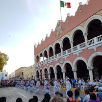 Photo taken at Palacio Municipal de Mérida by Adrián A. on 3/18/2018