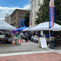 Photo taken at Penn Quarter FRESHFARM Market by Erin W. on 6/9/2022