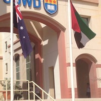 Foto tirada no(a) University of Wollongong in Dubai (UOWD) por Batman em 2/23/2015