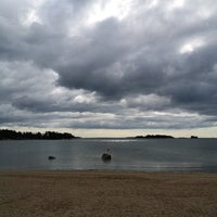 Photo taken at Aurinkolahden uimaranta by Johanna A. on 4/24/2020