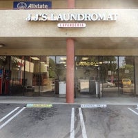 6/24/2014 tarihinde JJ&amp;#39;s Laundromatziyaretçi tarafından JJ&amp;#39;s Laundromat'de çekilen fotoğraf