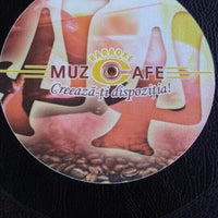 รูปภาพถ่ายที่ MuzCafé โดย Anişoara P. เมื่อ 6/22/2014