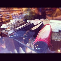 Photo taken at French Sole Comfort by Seonghee L. on 9/24/2012