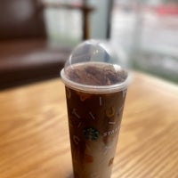 Photo taken at Starbucks by Guntapong B. on 10/8/2020