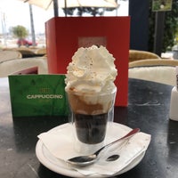 Photo taken at Cappuccino Paseo Maritimo by Pete A. on 3/19/2018