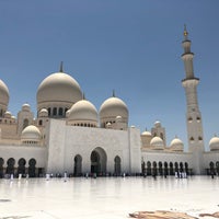 Photo taken at Sheikh Zayed Grand Mosque by Kevser on 6/15/2019