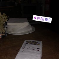 รูปภาพถ่ายที่ Park Bar โดย Carrie L. เมื่อ 2/4/2019