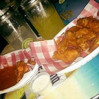 Photo taken at Villano&amp;#39;s Wings by Tanny L. on 8/1/2016