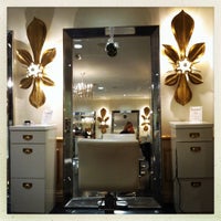 12/27/2012にKristine B.がDe Berardinis Salonで撮った写真