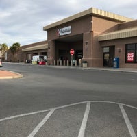 nellis bx food court