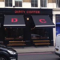 7/24/2014 tarihinde Dirty Coffeeziyaretçi tarafından Dirty Coffee'de çekilen fotoğraf