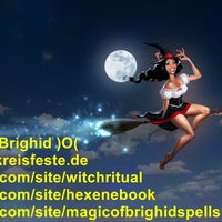 รูปภาพถ่ายที่ Anderswelt Import / Magic of Brighid โดย Anderswelt Import / Magic of Brighid เมื่อ 2/23/2016