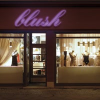 รูปภาพถ่ายที่ blush Dessous/blush Lingerie โดย blush Dessous/blush Lingerie เมื่อ 6/24/2014