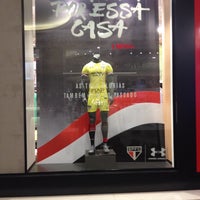 Photo taken at Under Armour by Ramalho J. on 9/5/2016