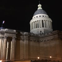 Photo taken at Hôtel du Panthéon by Ruben on 4/25/2017