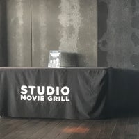 Foto tirada no(a) Studio Movie Grill College Park por Chrissy C. em 7/30/2018
