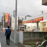 Photo taken at どらっぐぱぱす 立石店 by mona c. on 4/9/2021