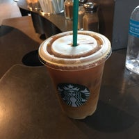 Photo taken at Starbucks by Luis Eduardo E. on 8/30/2017