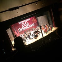 Photo taken at Karşıyaka Opera ve Tiyatro Sahnesi by Ecem A. on 12/19/2016