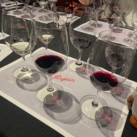 Снимок сделан в Penfolds Magill Estate Cellar Door &amp;amp; Restaurant пользователем kayla b. 4/7/2024