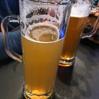 Photo taken at Shoeless Joe&amp;#39;s Ale House &amp;amp; Grille by Randy G. on 3/3/2018