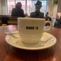 Photo taken at Doutor Coffee Shop by Daisuke S. on 4/8/2023