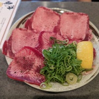 Photo taken at 炭火焼肉 しゃぶしゃぶ きた里 by 3+4=7 on 7/2/2022