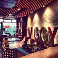 รูปภาพถ่ายที่ TWIGGY café โดย Olga K. เมื่อ 10/2/2013