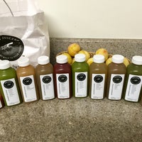 Photo taken at Pressed Juicery by Michael Anthony on 7/9/2016