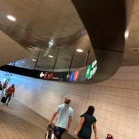 Photo taken at MTA Subway - Lexington Ave/53rd St (E/M/6) by Naish M. on 9/4/2023
