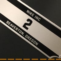 nike outlet assembly row