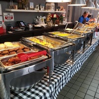 Photo taken at Division Street Diner by Dfw D. on 7/31/2022