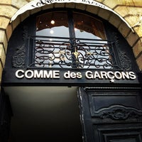 Comme des Gar ons Place Vend me Paris le de France