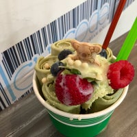 Foto tirada no(a) IcyCode Ice Cream Rolls por HW L. em 8/8/2017