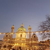 Photo taken at Adventmarkt vor der Karlskirche by Lexi on 12/7/2017