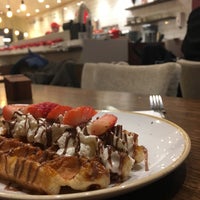 Photo taken at Wafflemeister by Ashes on 12/26/2017