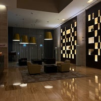 Photo taken at The Radisson Blu Residence, Dubai Marina by Rzrz on 8/6/2023