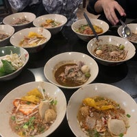 Photo taken at Pranakorn Noodle Restaurant by Chappy J. on 5/6/2022