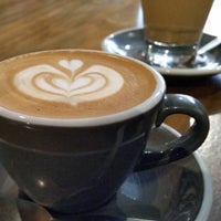 9/29/2015에 Ash H.님이 2Pocket Fairtrade Espresso Bar and Store에서 찍은 사진