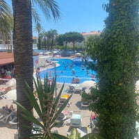 Photo taken at Hotel Best Cambrils by Manolo on 7/18/2021
