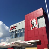 Photo taken at KFC by Наташа 🦁 on 8/18/2016