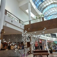 Foto diambil di Shopping Crystal oleh Marilha S. pada 5/16/2023