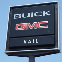 Foto tirada no(a) Vail Buick GMC por Vail Buick GMC em 4/14/2016